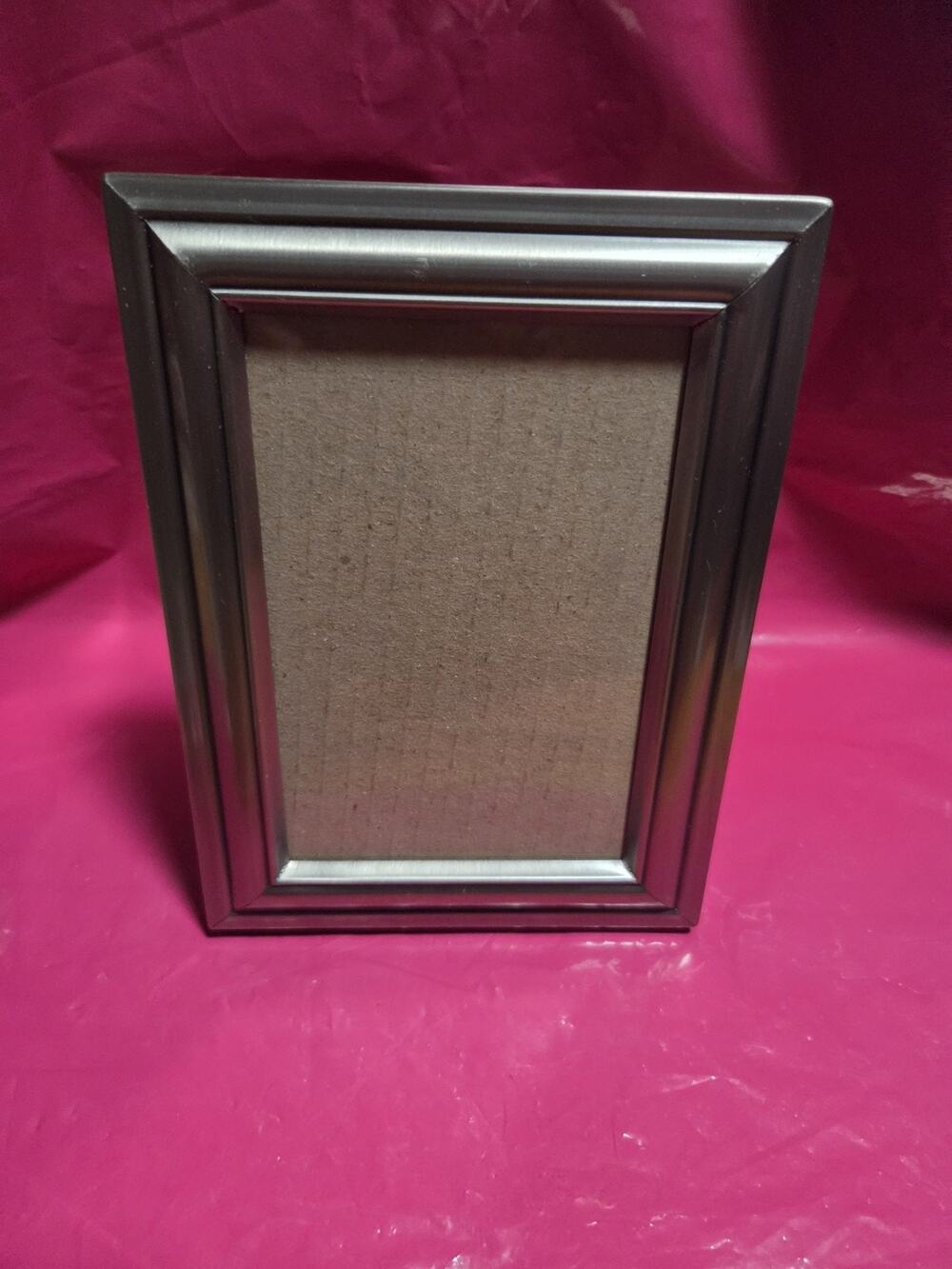 Silvertone 6.5X8.5" Metal Picture FRAME Holds 5X7" Photo